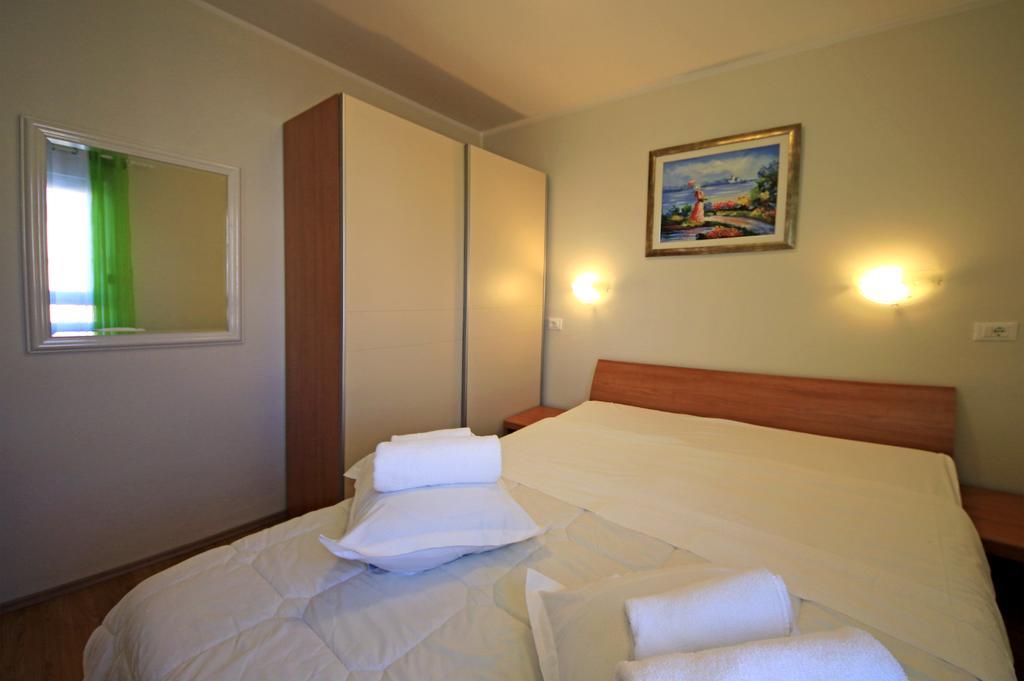 Apartments Superba 브로다리카 외부 사진